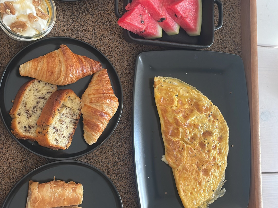 阿瓦尔全套房酒店