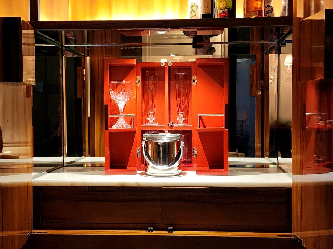 纽约巴卡拉酒店及公寓主图