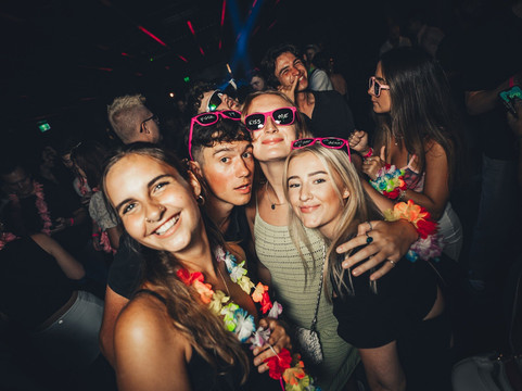 Big Night Out Pub Crawl-悉尼必去景点