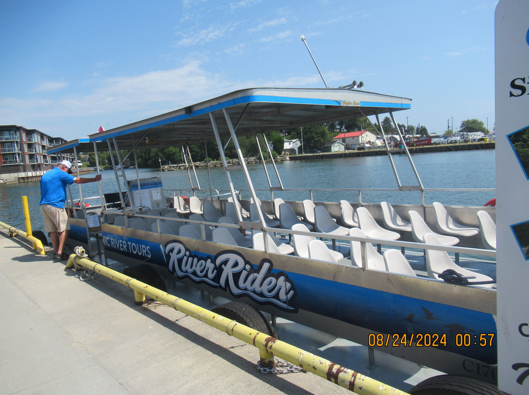 Nomada Charters-多佛港必去景点