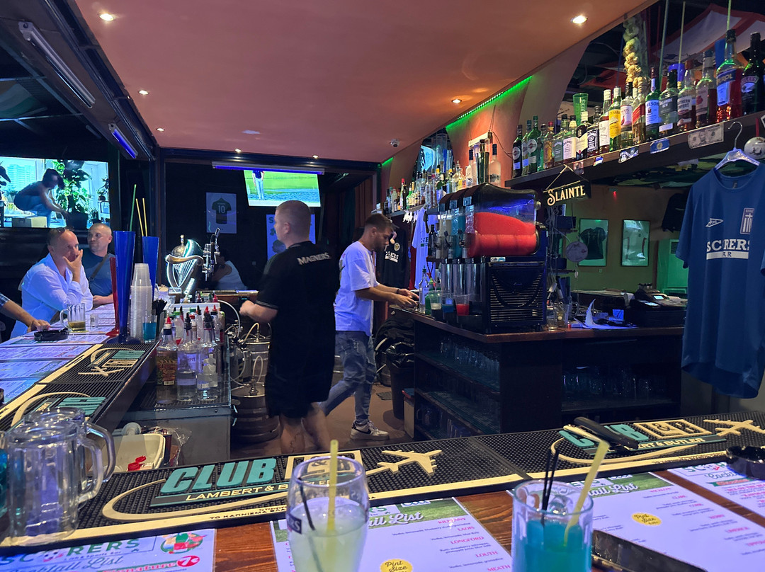 Scorers Irish & Sports Bar-Kavos必去景点
