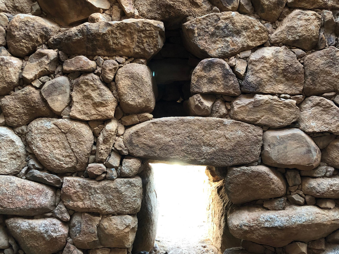 Nuraghe Diana-夸尔图－圣埃莱娜必去景点