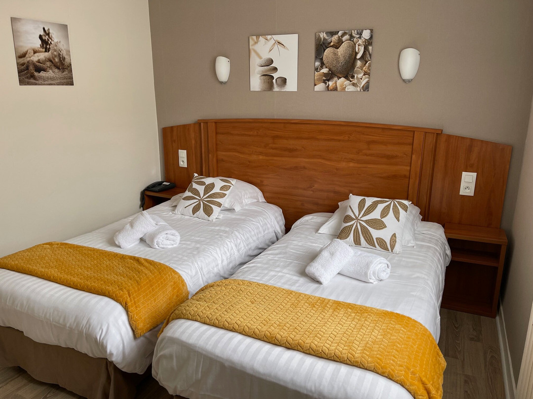 瑞莱斯地方之家酒店主图