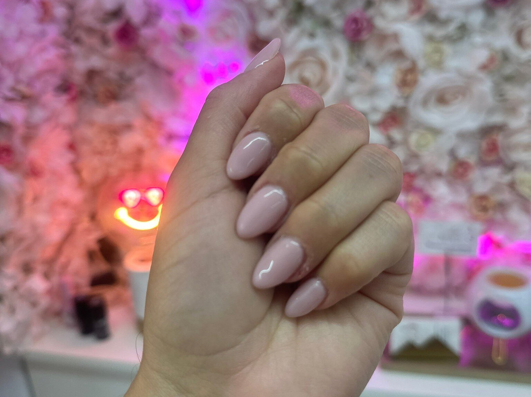 Milos Nails-Adamantas必去景点