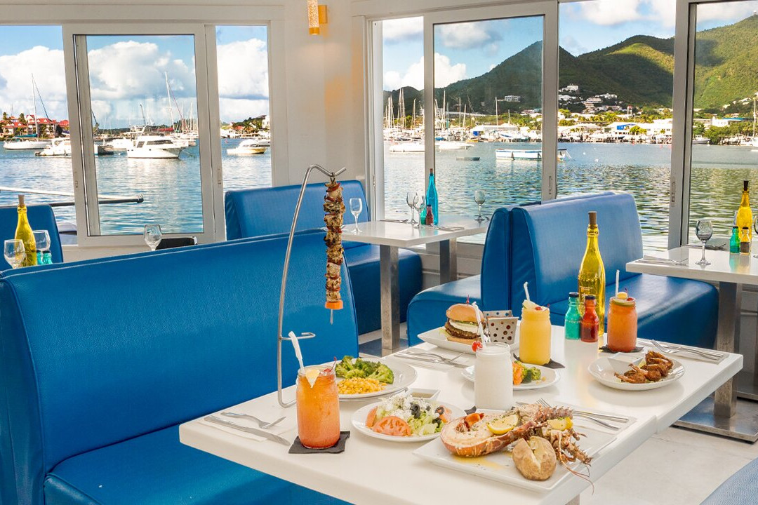 Topper's Restaurant & Bar