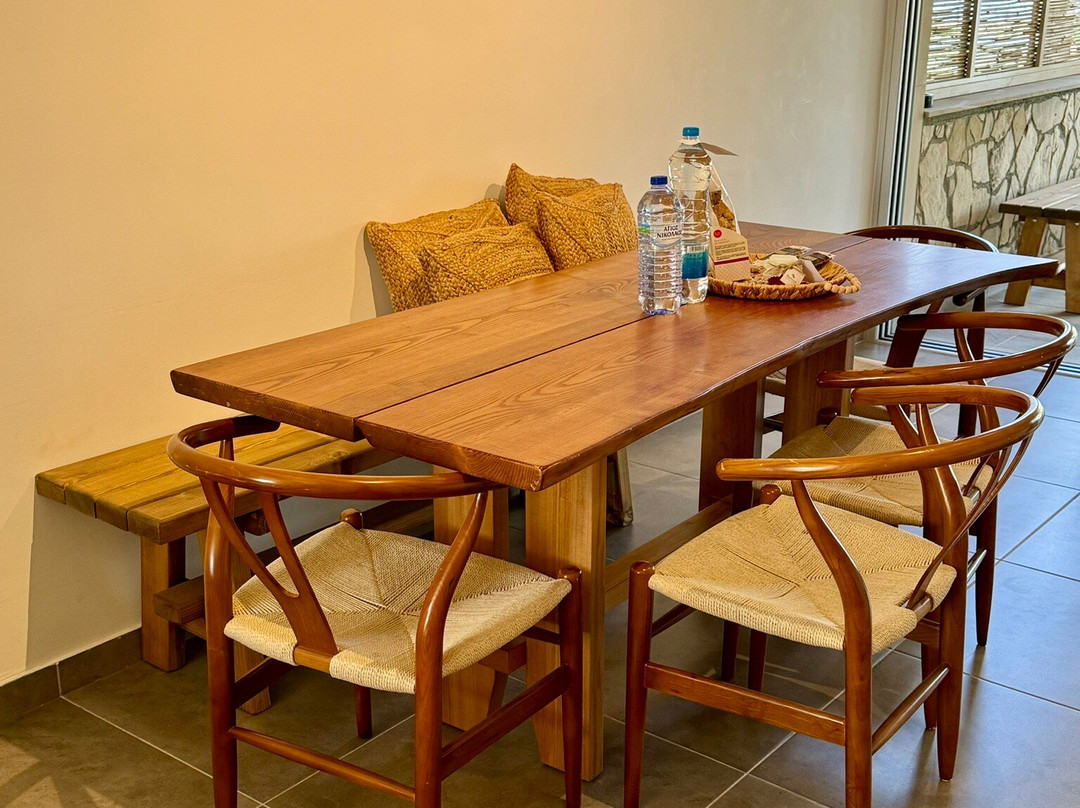 Elya Beach Luxury Suites主图