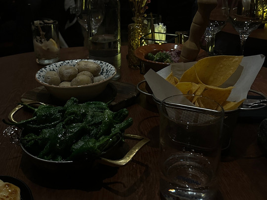 La Paz Tapas & Wine Bar主图
