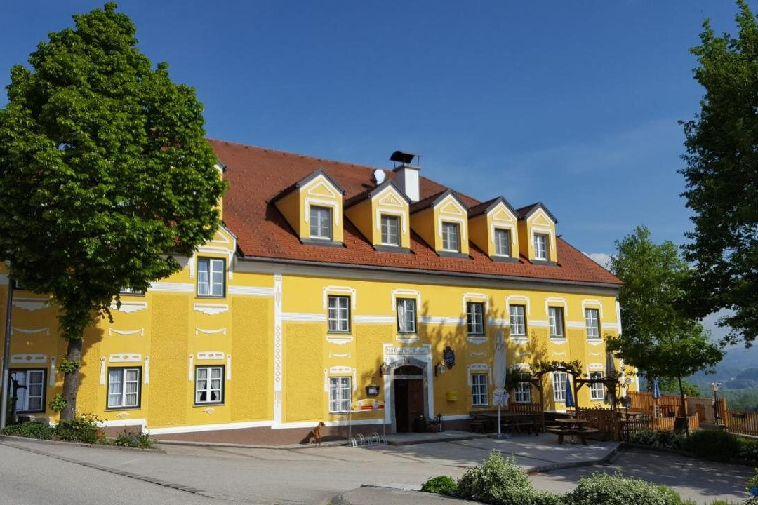 Ardagger Markt酒店住宿-Landgasthof Kremslehner