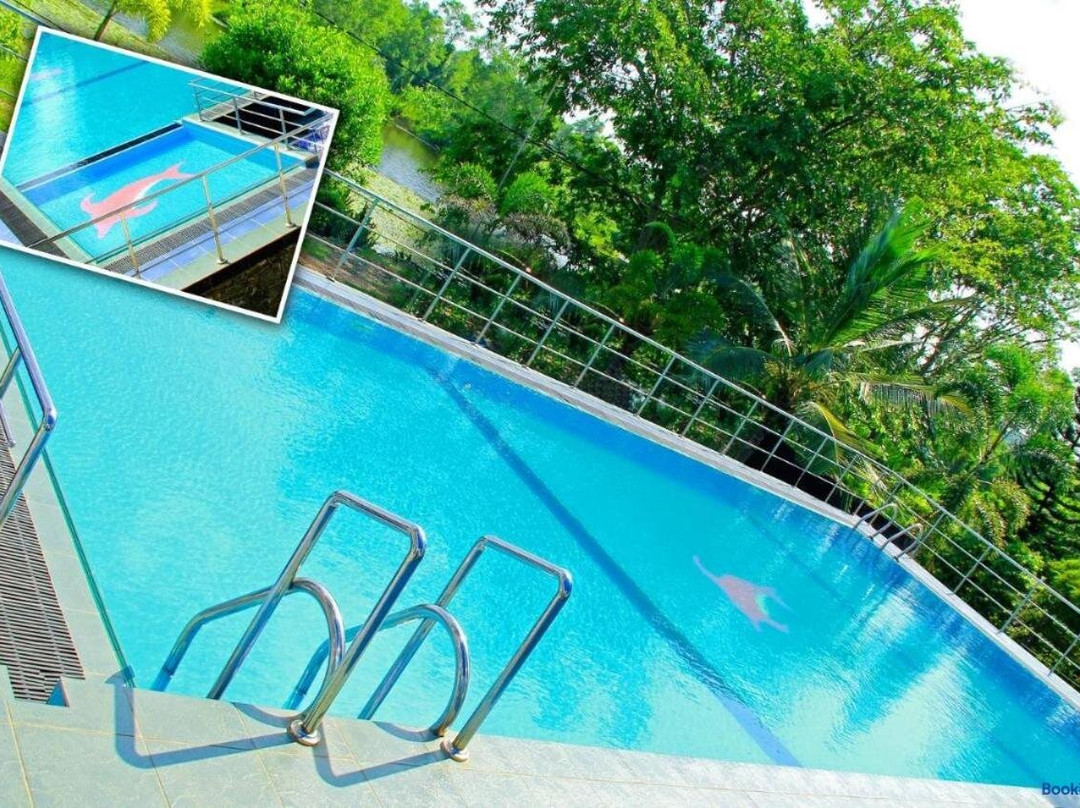 River Top Holiday Resort