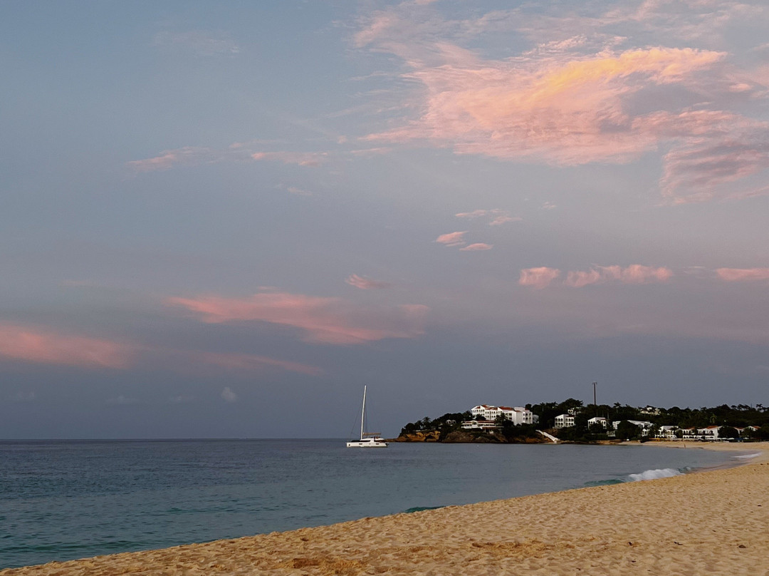 Meads Bay Beach Villas主图