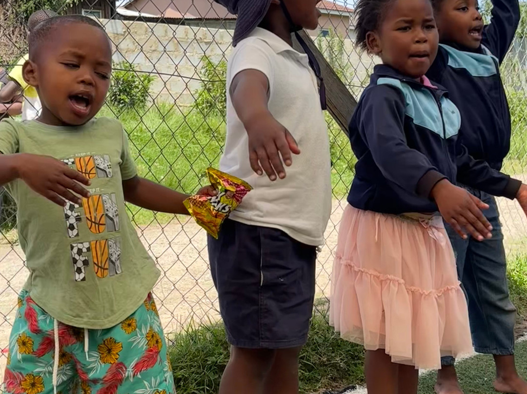 Emzini Township Tour-克尼斯纳必去景点