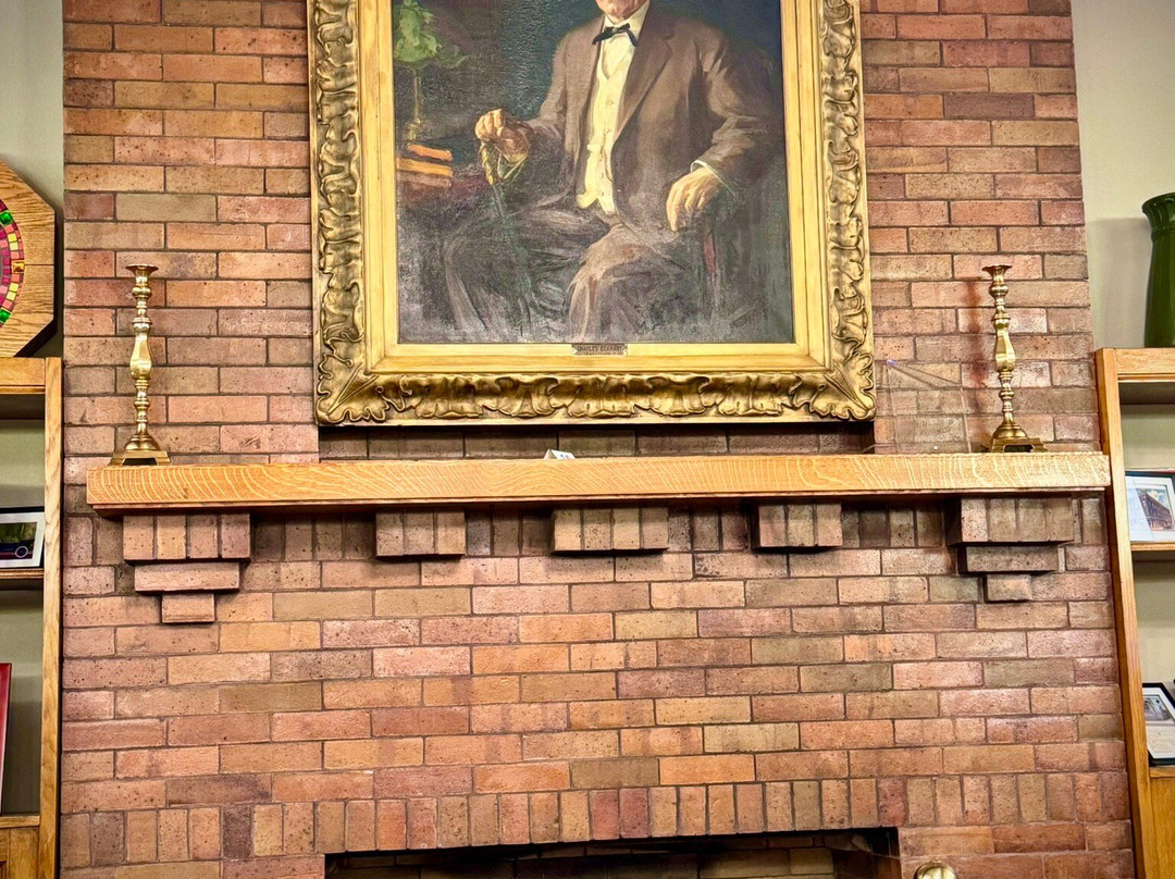 Eckhart Public Library景点图片