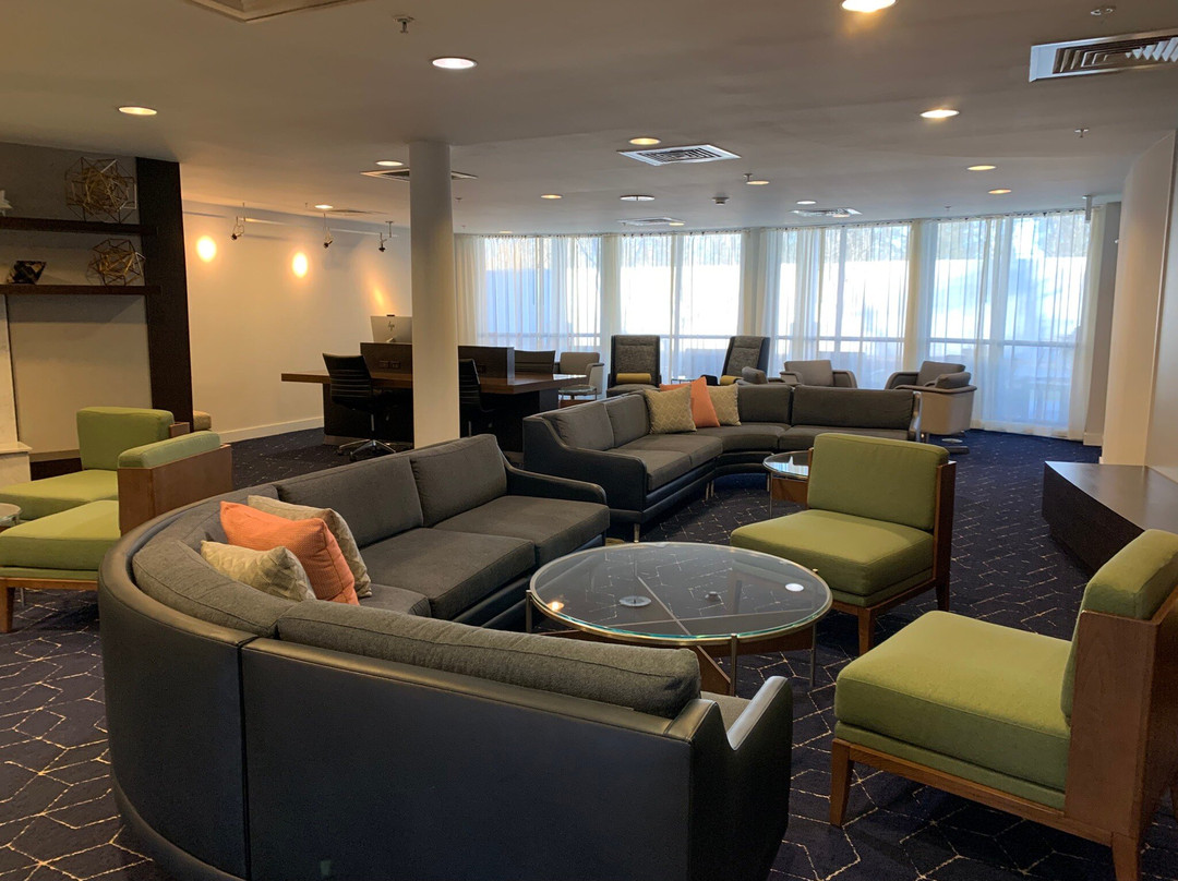 Courtyard Portland Airport主图