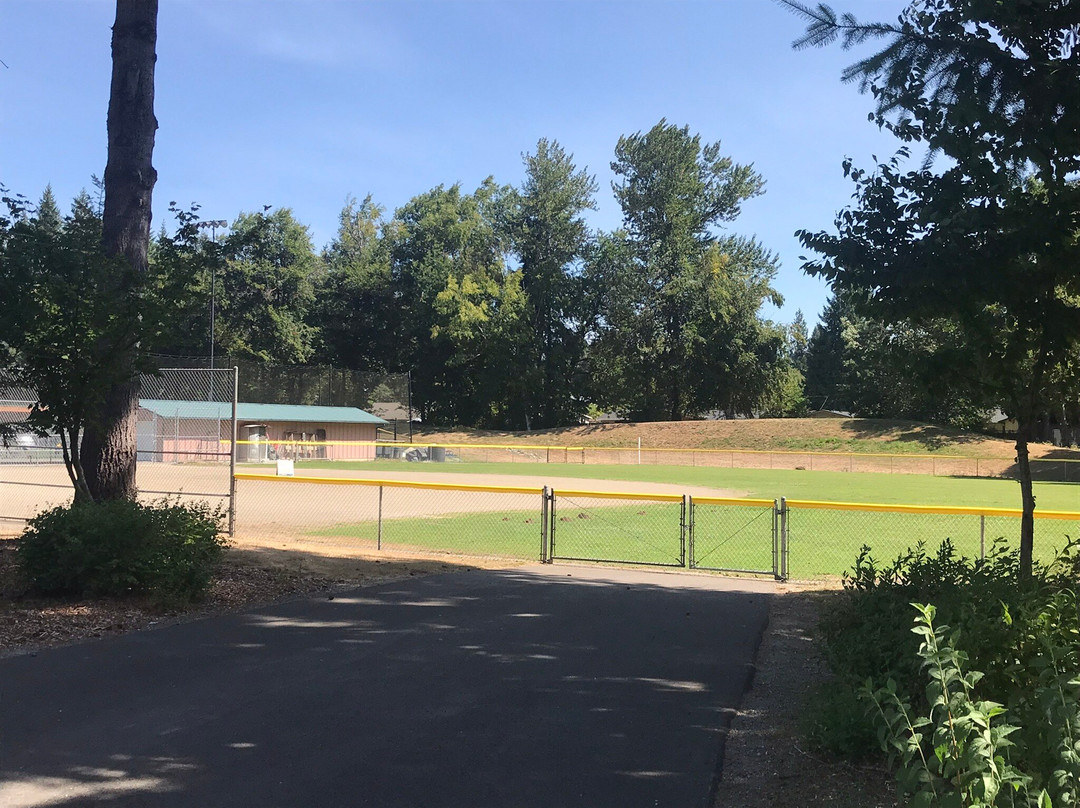 Preston Athletic Fields & Park景点图片
