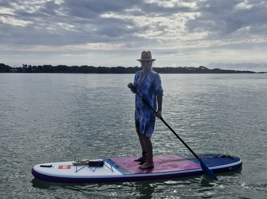 Stand Up Paddle Boarding Shellharbour景点图片
