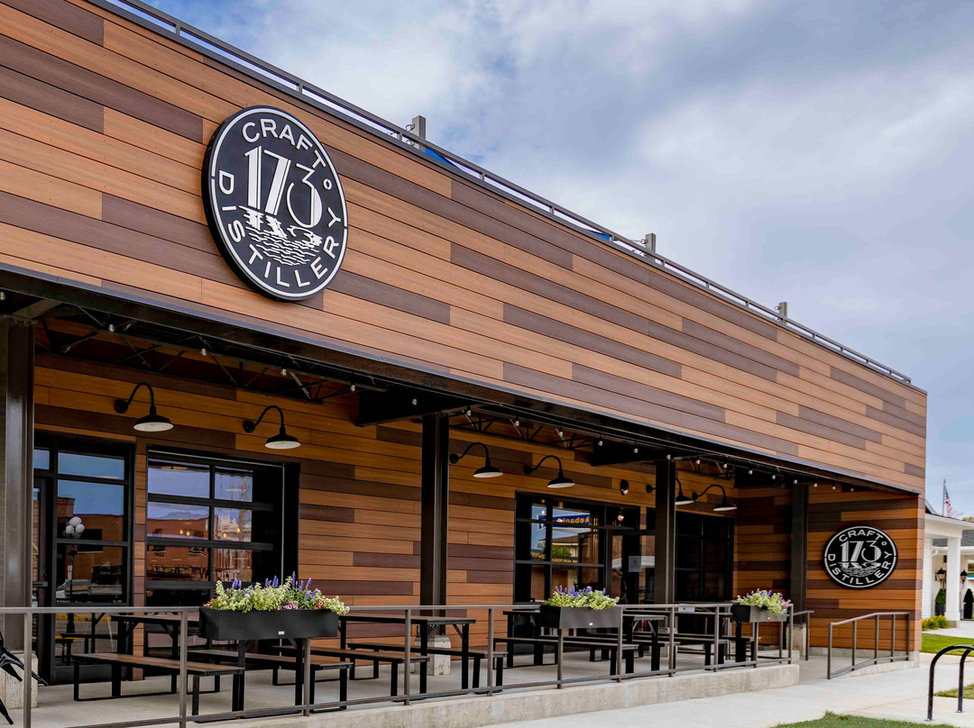 173° Craft Distillery-Clear Lake必去景点