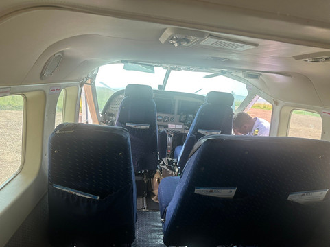 Natural World Kenya Safaris - Diani-迪亚尼必去景点