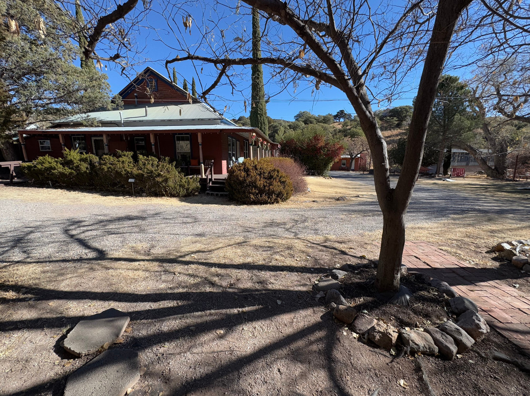 Mile High Ranch主图