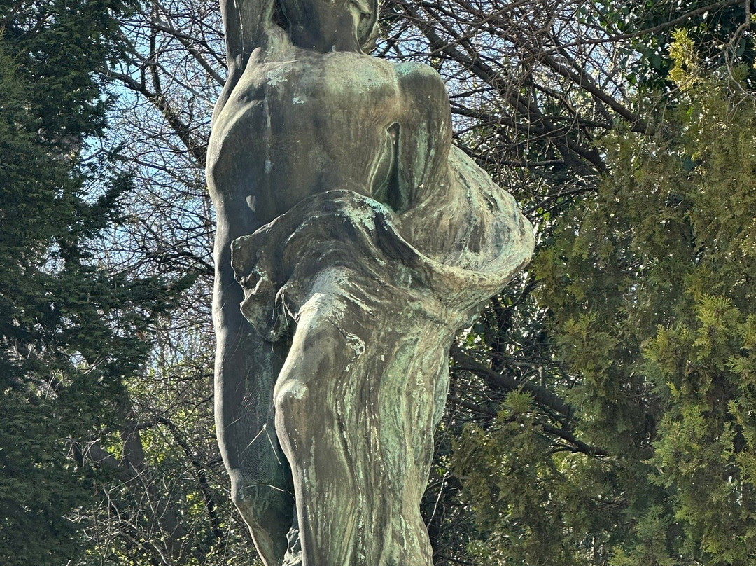 Monumento Ai Caduti景点图片