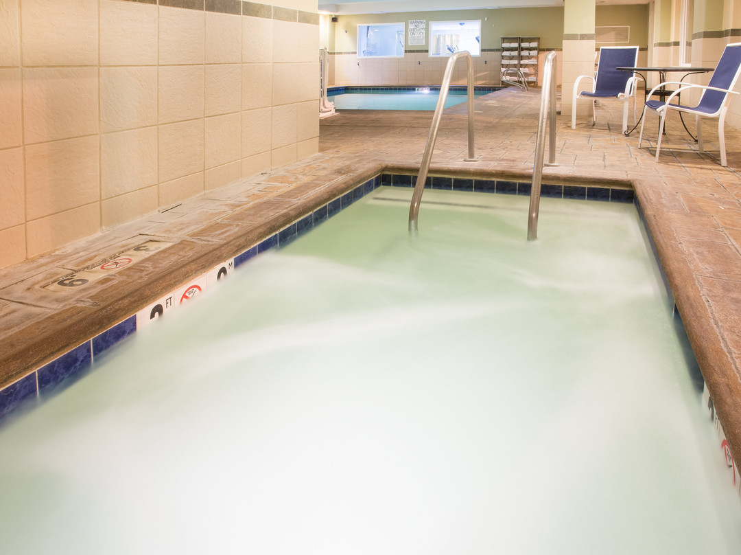 Holiday Inn Express & Suites Vacaville By IHG主图