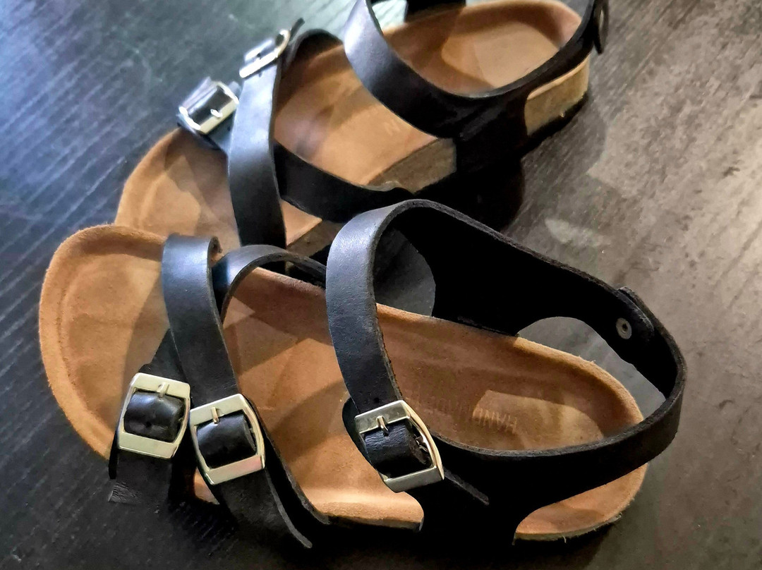 RU BY . RU BY Leather Shop-会安必去景点