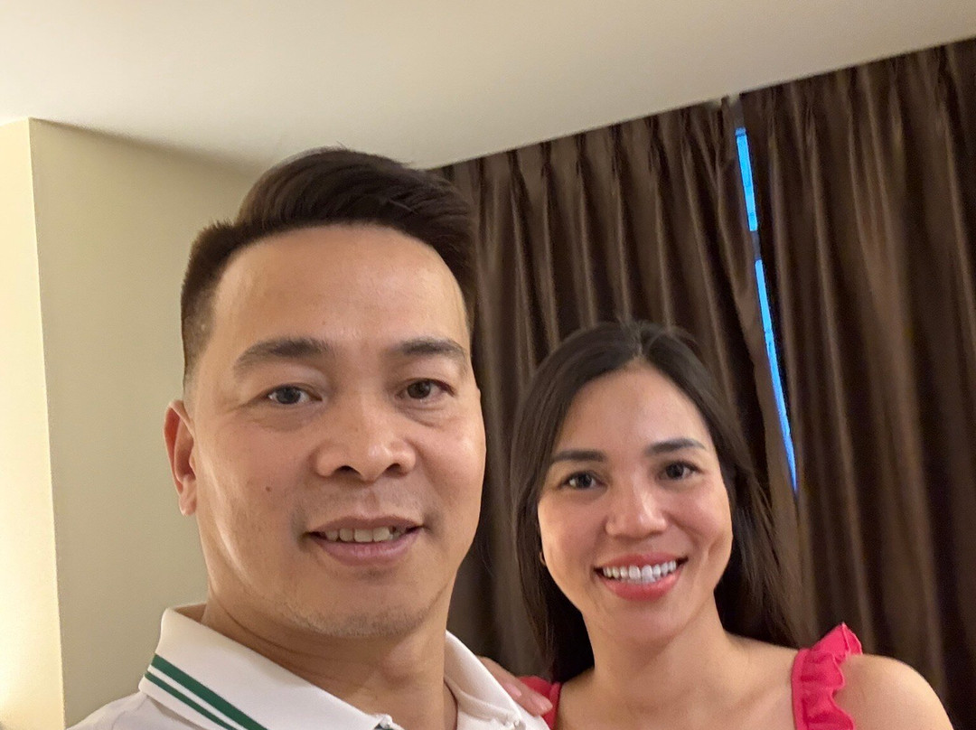 水晶宫酒店主图