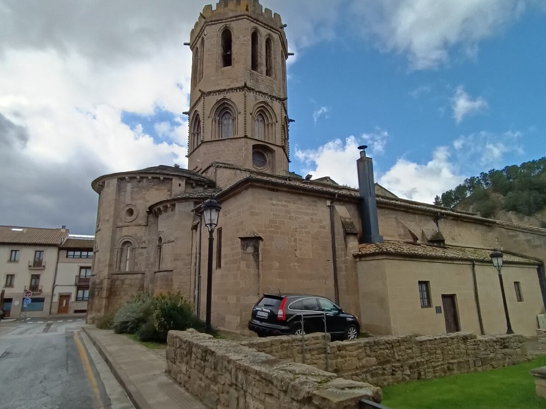 Iglesia de Santa Maria la Real景点图片