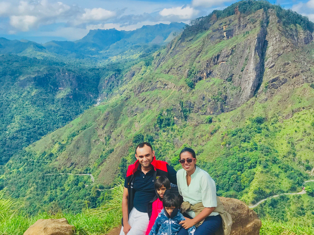 Ella Happy Tours & tuk tuk and taxi-埃勒必去景点