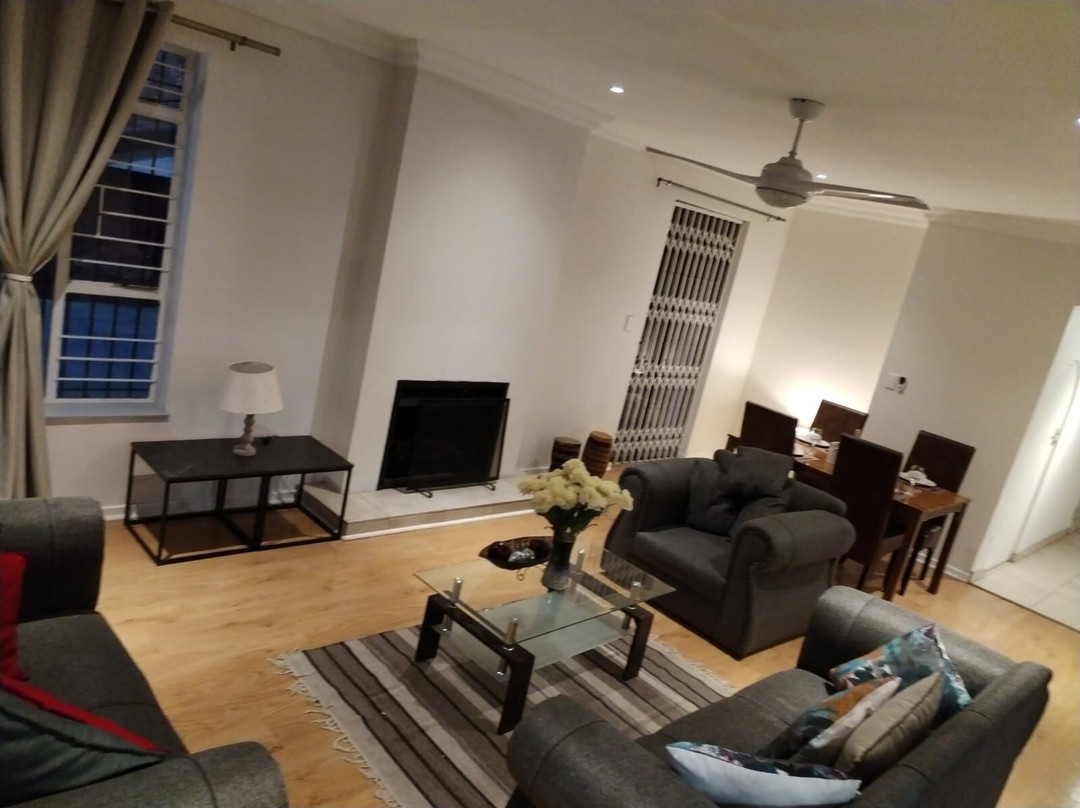 Paulshof  Guesthouse B&b In Sandton主图