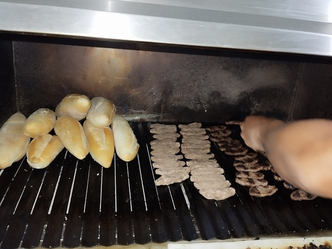 Köfteci Hakkı Usta