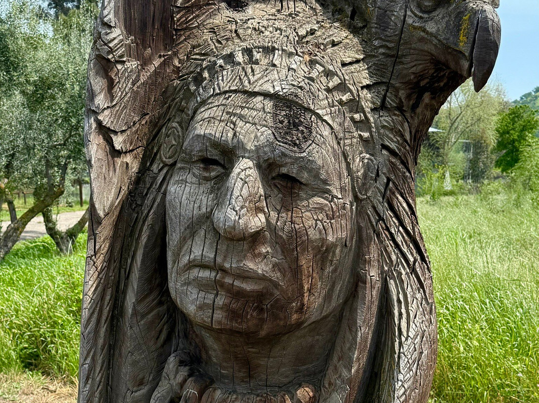 Lemon Grove Carved Statues-Lemon Grove必去景点