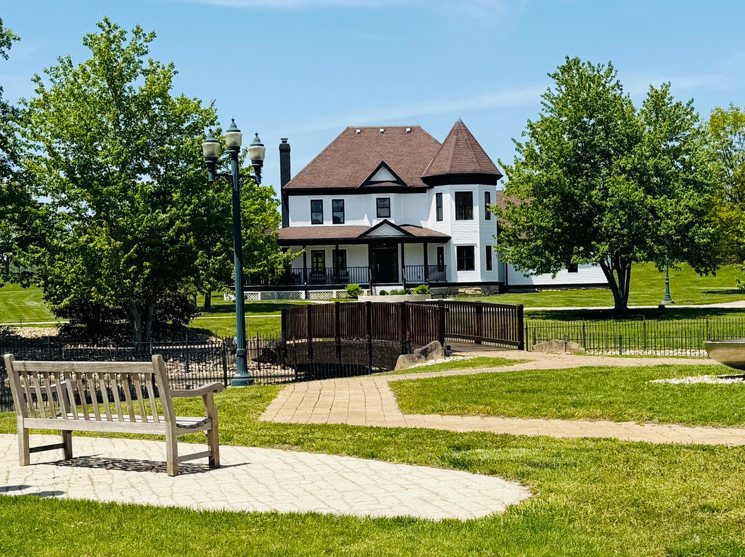 Longaberger Basket Factory/Homestead-Dresden必去景点