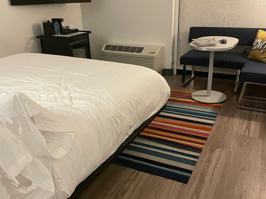 Aloft Kansas City Country Club Plaza主图