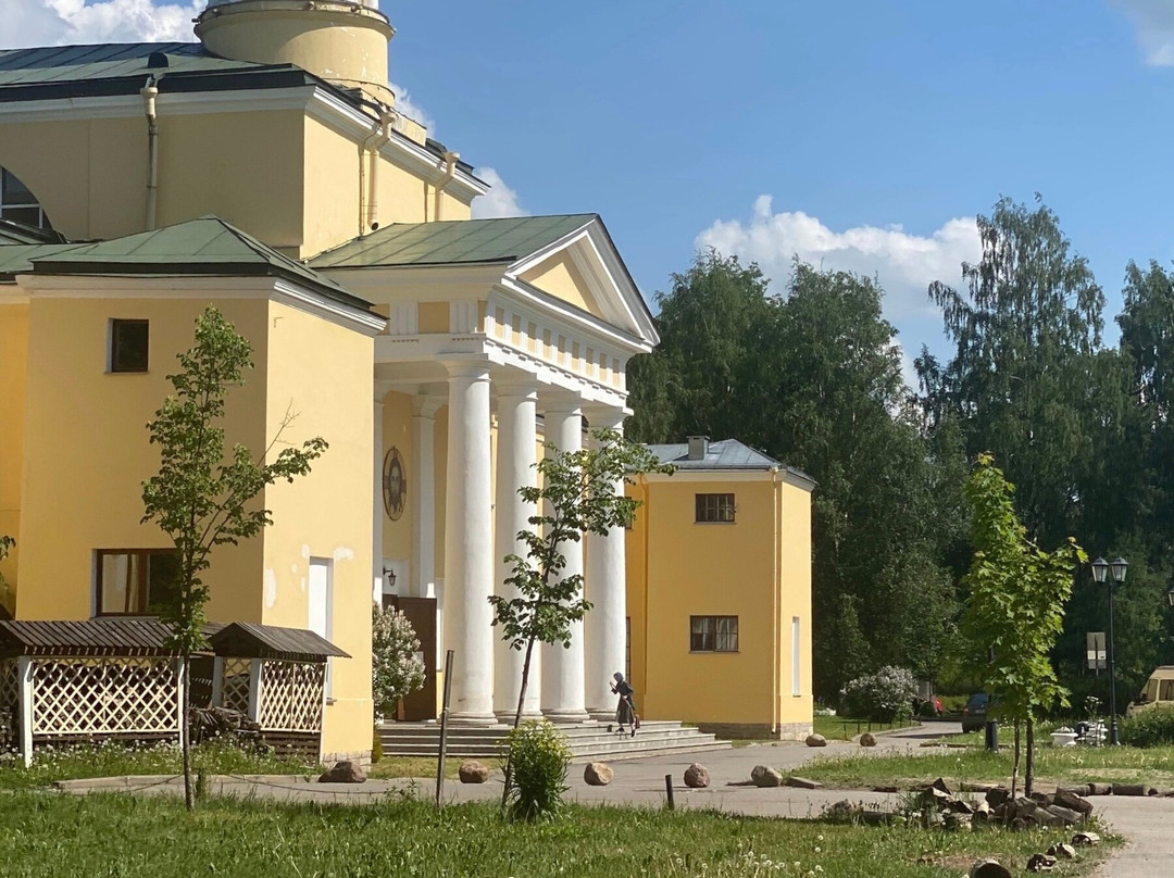 Church of the Holy Equal-to-the-Apostles Mary Magdalene景点图片