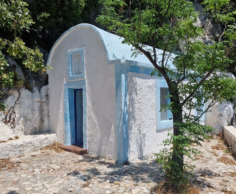 Cave of Pythagoras-Votsalakia必去景点