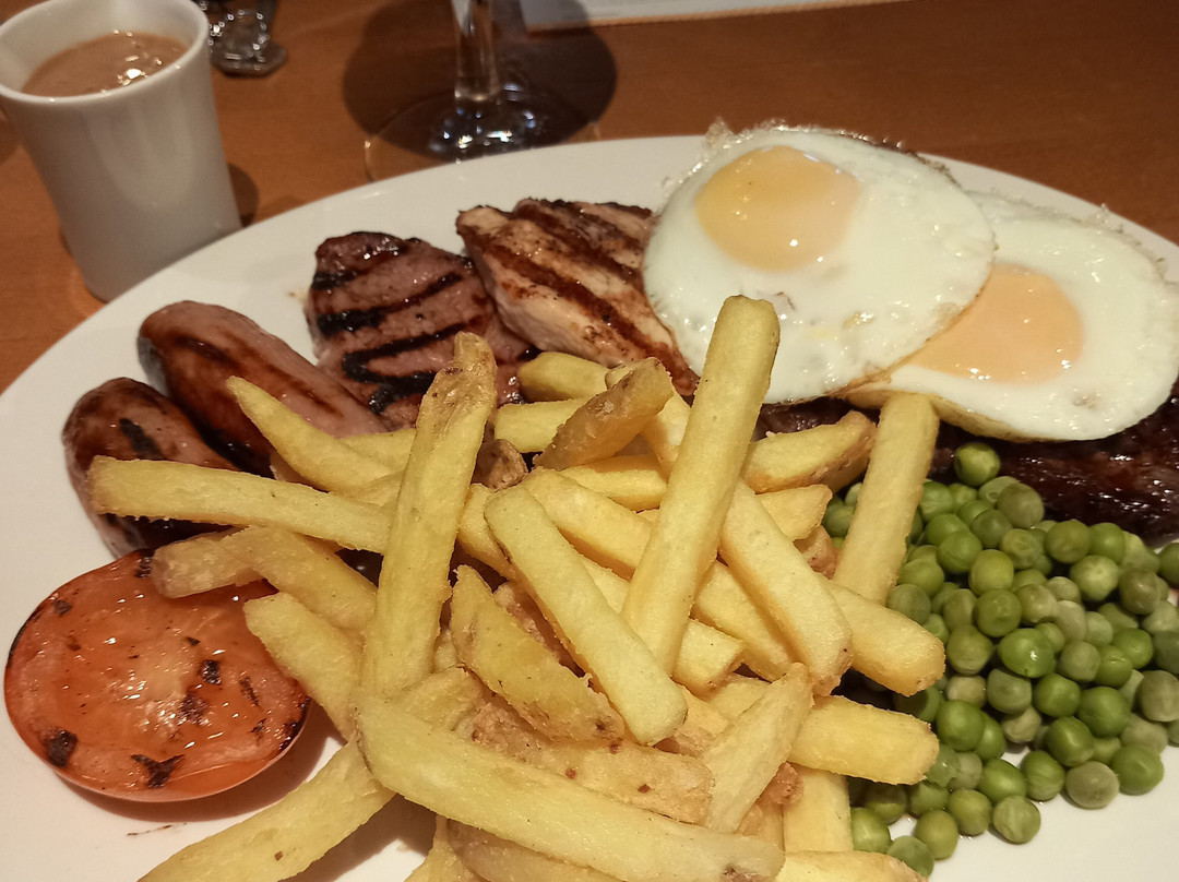 普瑞米尔拉内利中央东部酒店主图