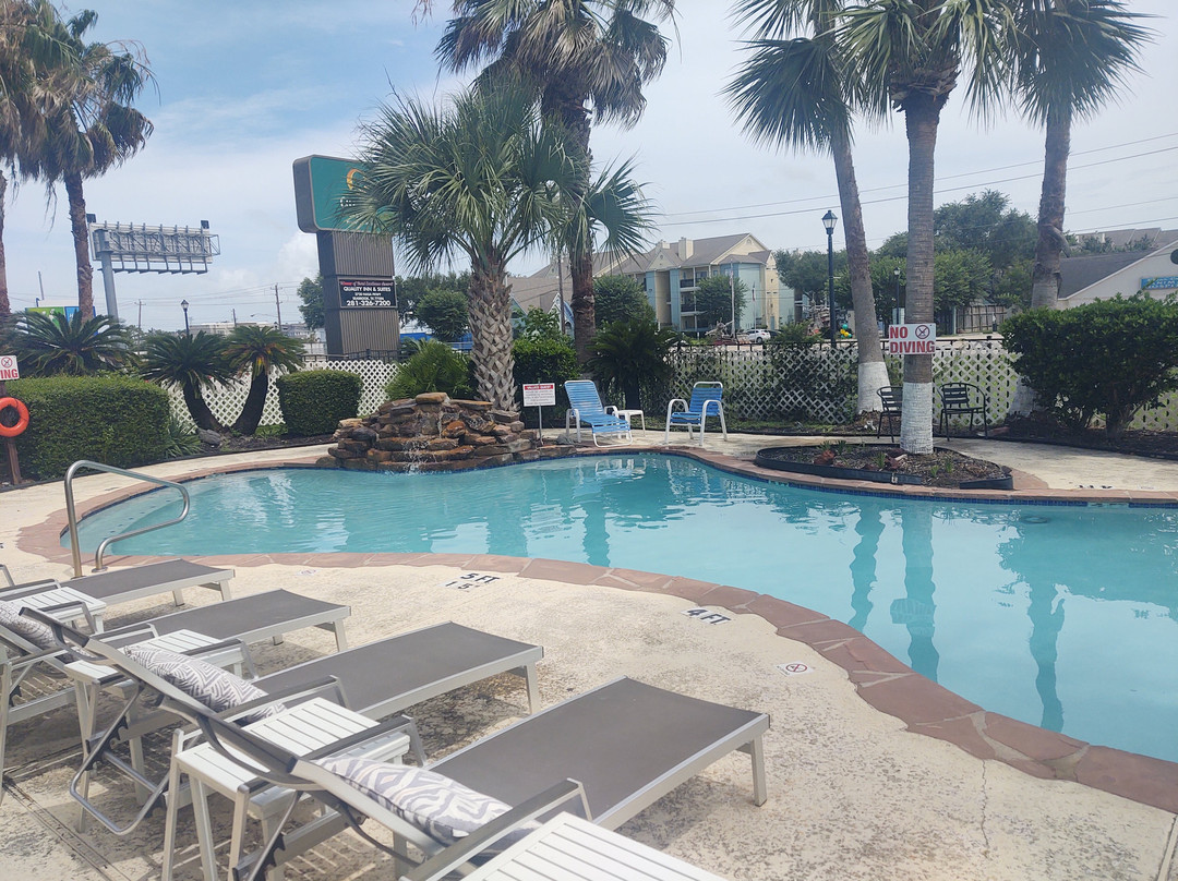 Quality Inn & Suites Seabrook- NASA- Kemah主图