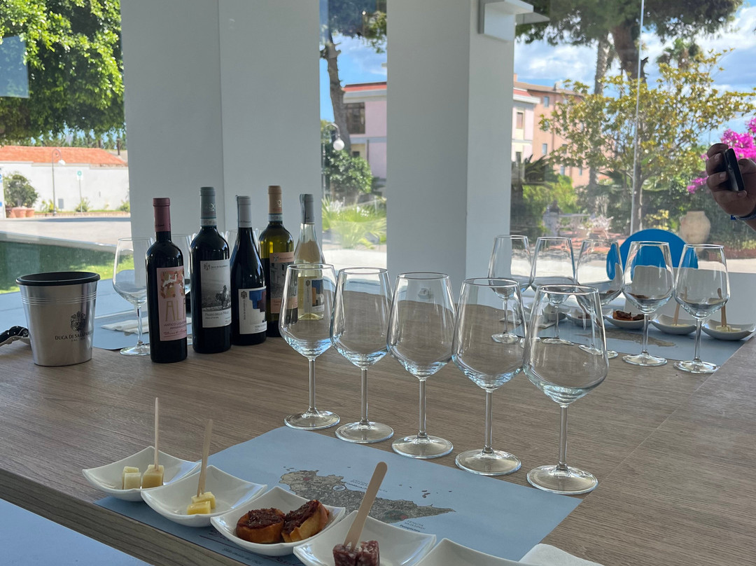 Duca Di Salaparuta Cantine-巴勒莫必去景点