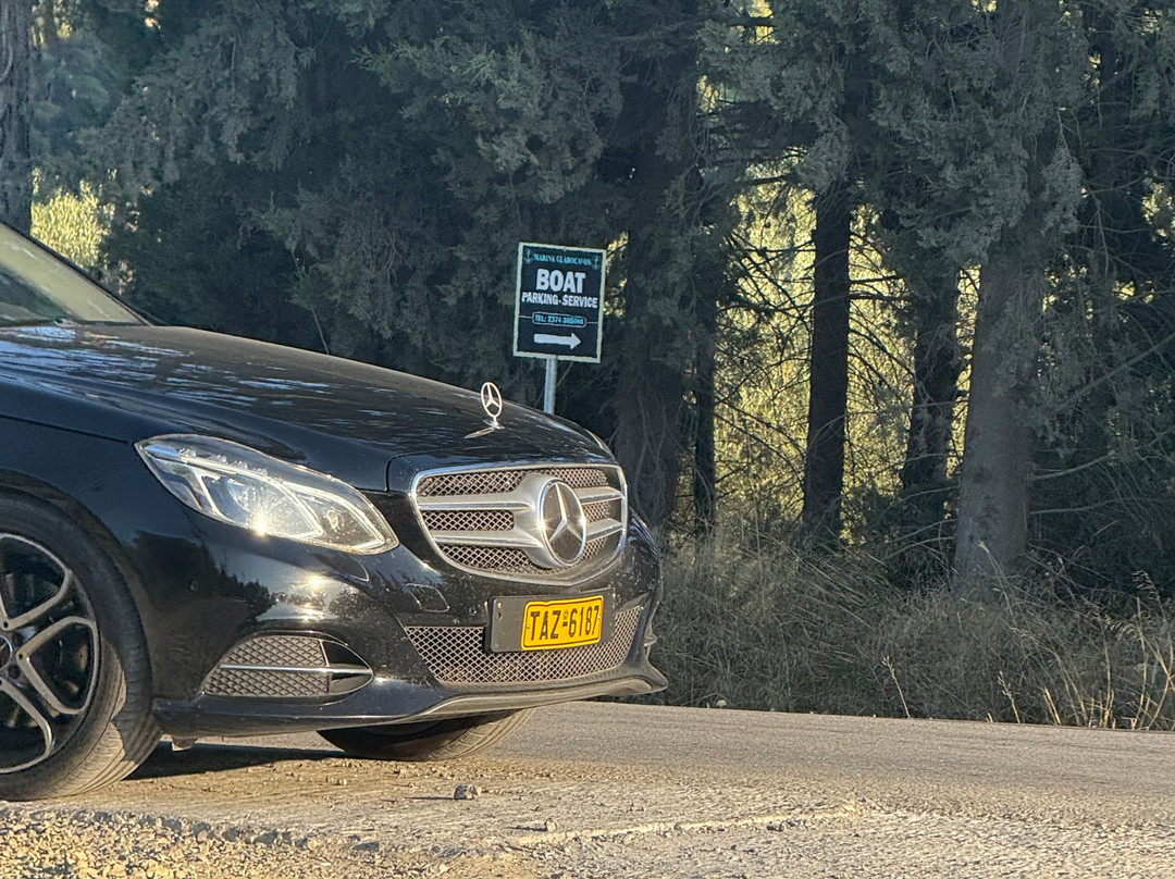 Luxury Taxi Transfers-阿菲托斯必去景点