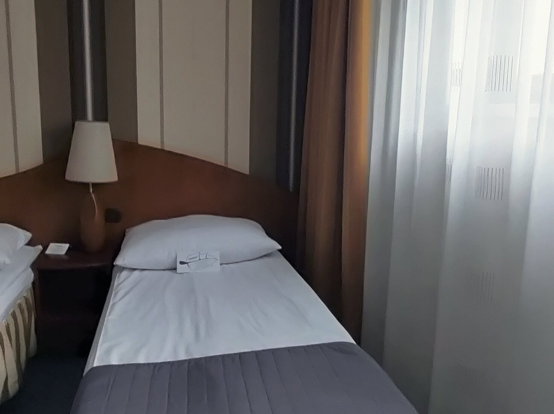 City Hotel主图