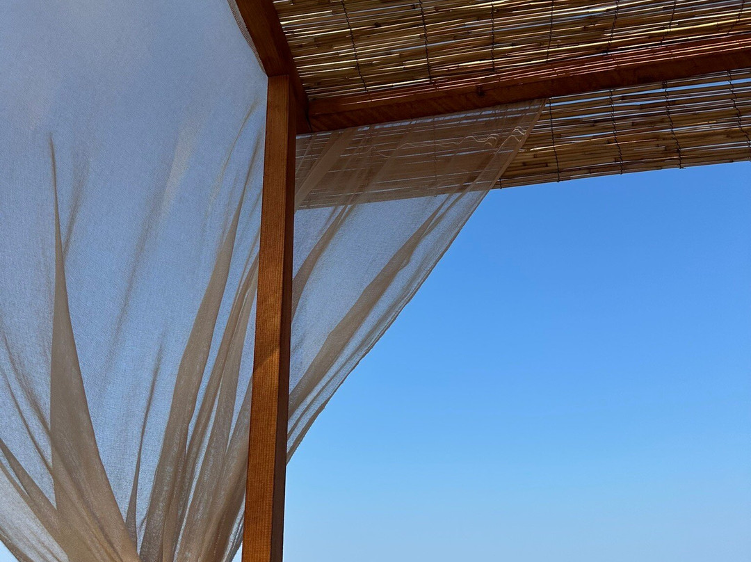 Beach Bar Kalo Livadi-Livadi必去景点