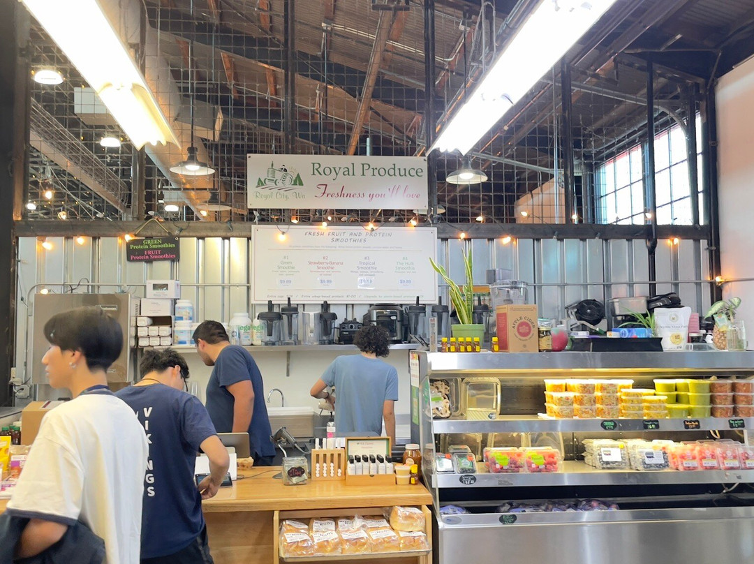 Pybus Public Market-韦纳奇必去景点