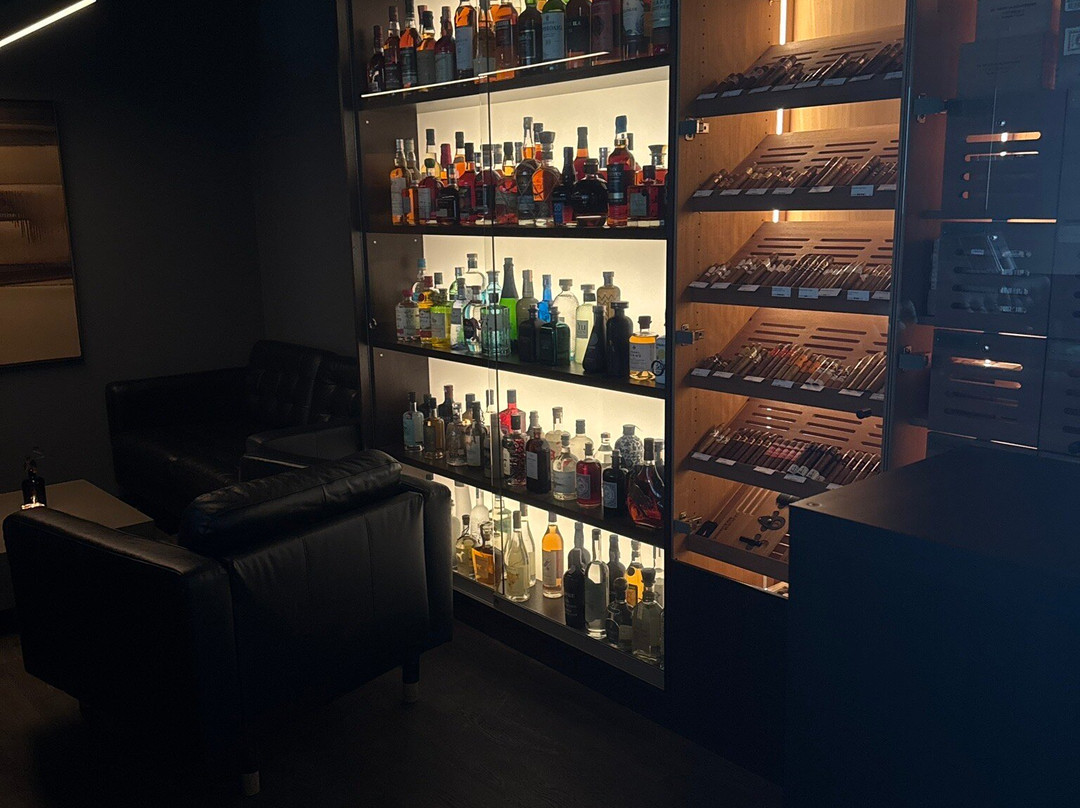 Le Fumoir Bar & Lounge