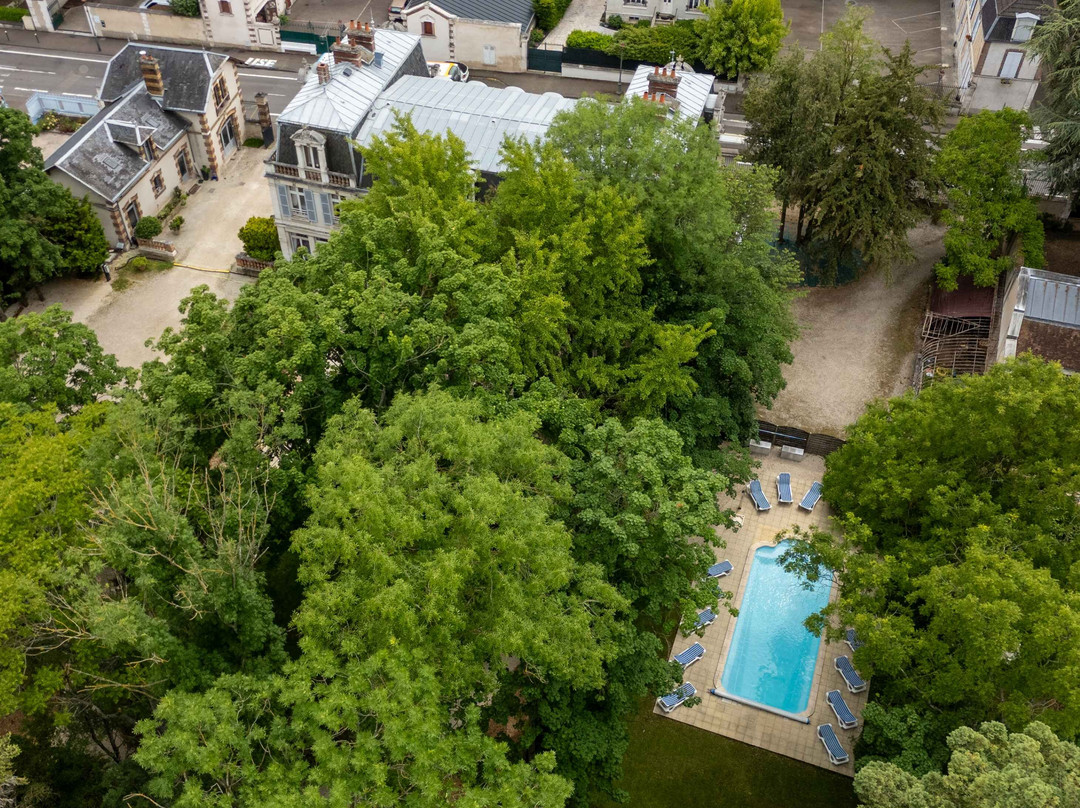 Hotel Les Marechaux主图