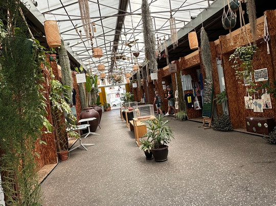 Restock Galeria Gallery-沙尔必去景点