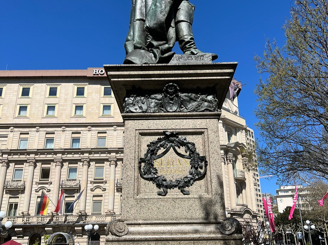 Kaiser-Friedrich-Denkmal-威斯巴登必去景点