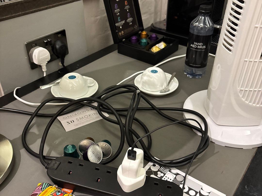 马尔马逊牛津酒店主图