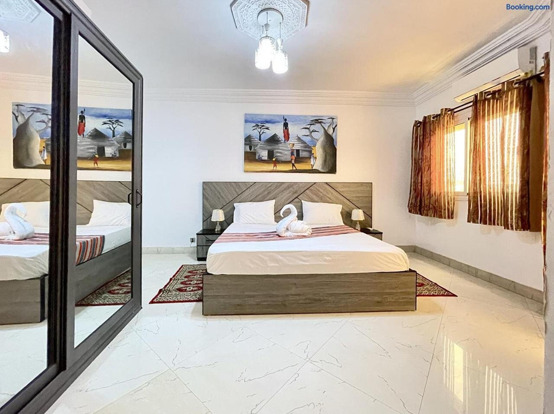 Touraco Suite Hotel Business
