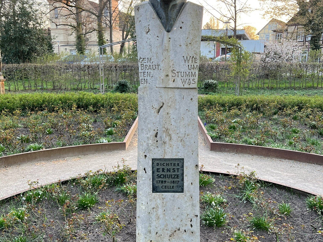 Französischer Garten-策勒县必去景点