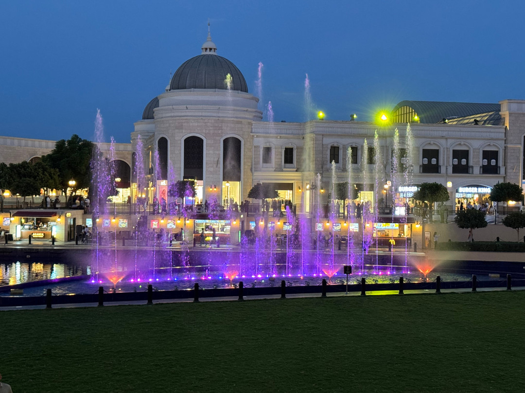 The Land of Legends Shopping Avenue-安塔利亚必去景点
